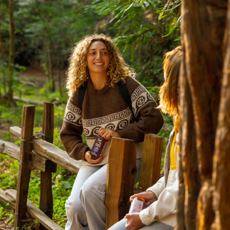 6 Calming Drinks to Relax, Reset, and Unwind Naturally